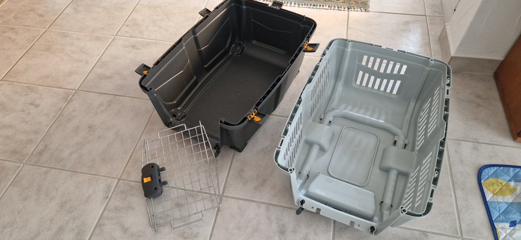 Käfige, Transport & Sicherheit: Hunde-Transportbox – Gebraucht aus Dällikon von SuggiBandit 4