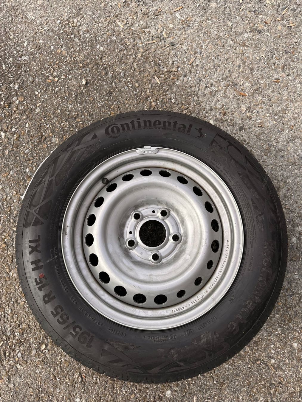 Continental Pneus & Kompletträder: 4 Roues Continental 195/65 R15 92H – Gebraucht aus Romont FR von Thoma_bdn 1