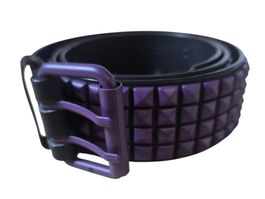 Gürtel mit violetten Nieten Grösse 85 - Emo, Gothic, Punk
