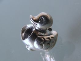 Original Pandora Ducky Charm No. 790955 ( retired )
