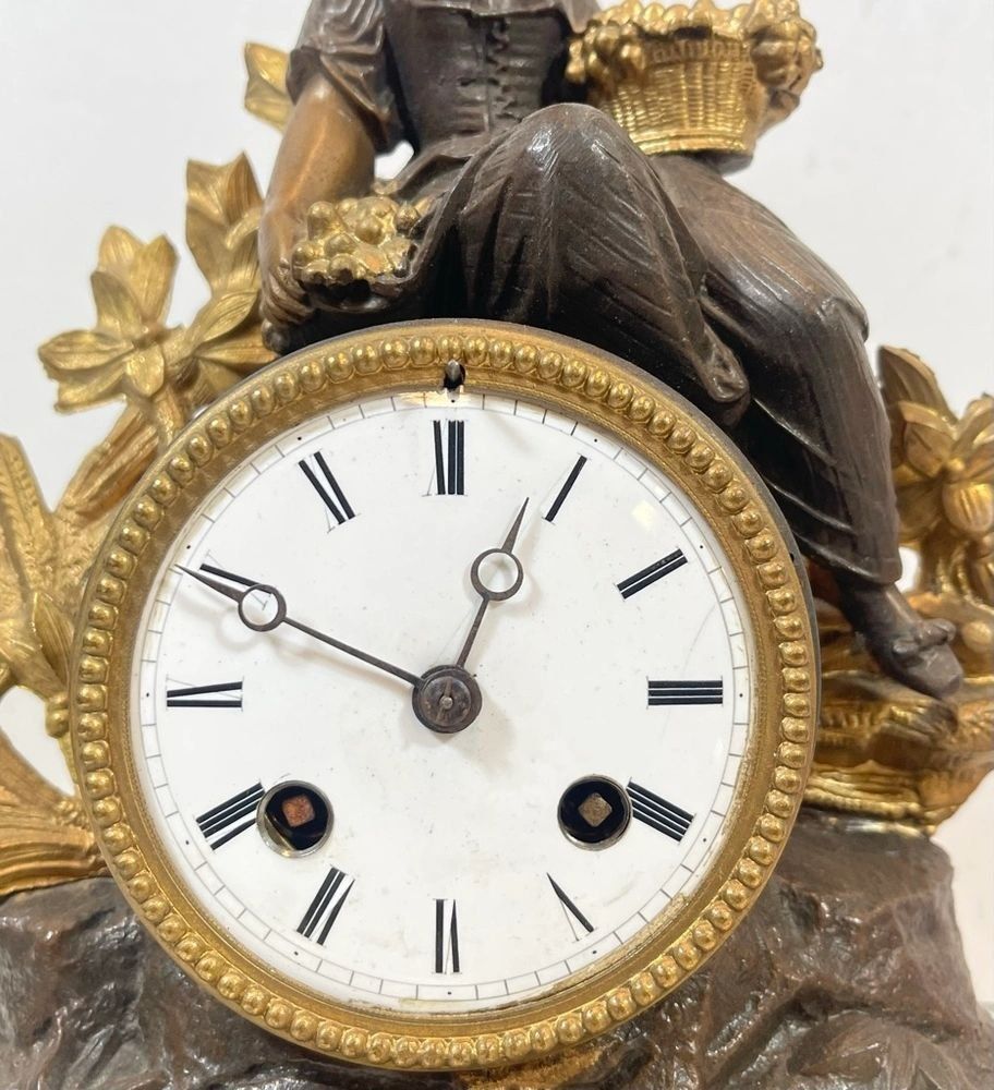 Orologi da terra & Orologi da parete: Französische Kaminuhr – Usato da Bern venduto da Yunkom 1