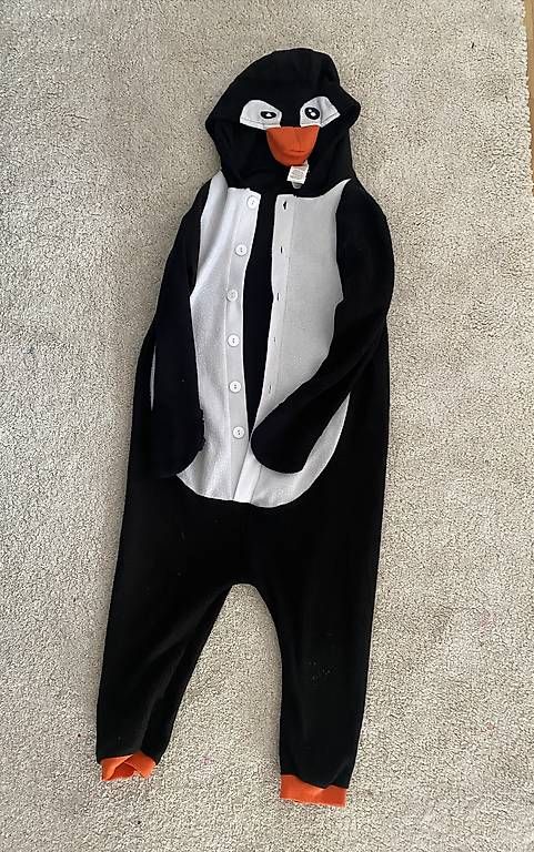 Costumi: Pinguinkostüm Kinder 7-9jährig/ 122-134 – Usato da Horw venduto da sere4