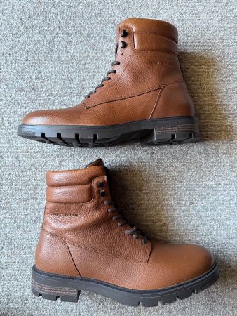 Neuer Tommy Hilfiger Gaspard 8AW Winterschuh, Gr. 45, cognac