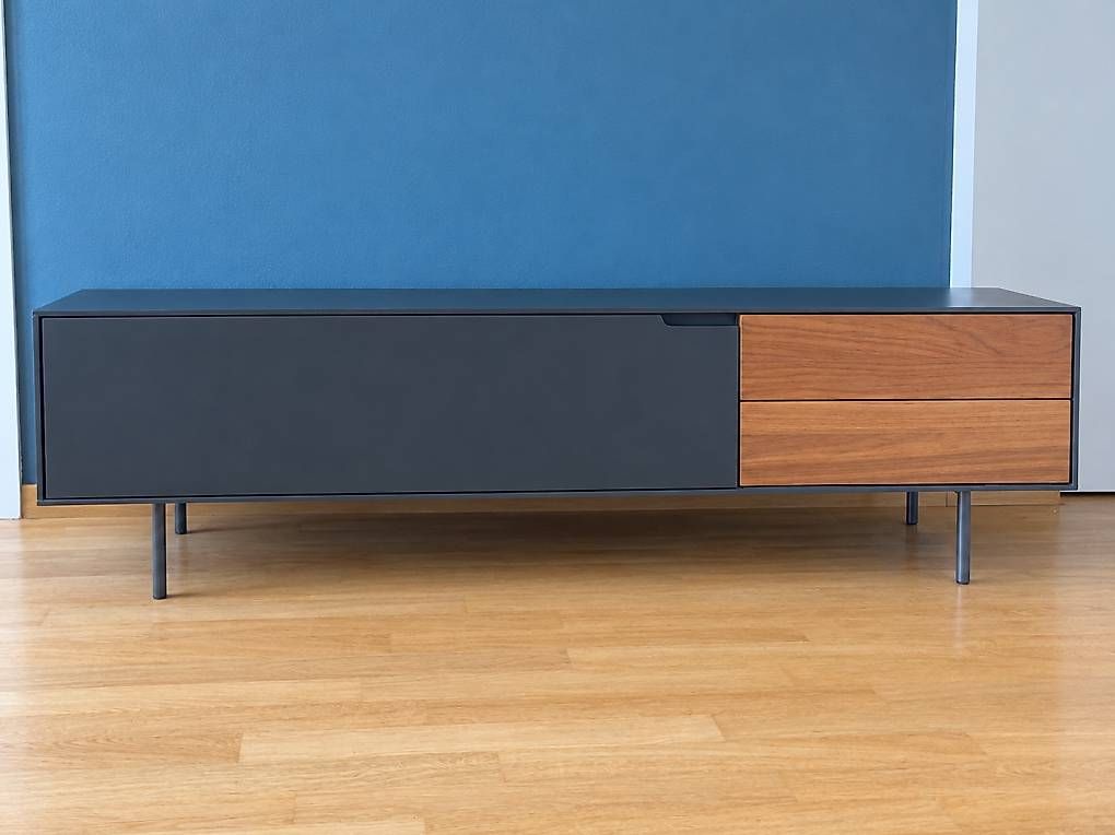 Kommoden: Modernes Lowboard – Gebraucht aus Luzern von flo_db5q