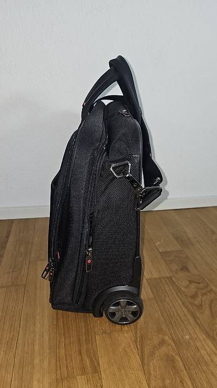 Taschen: Samsonite Laptop Tasche mit 2 Rollen (Preis verhandelbar) – Gebraucht aus Oberwil BL von Jayem