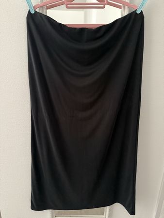 Maxi Rock Grösse XL ohne schlitz. Alles muss weg