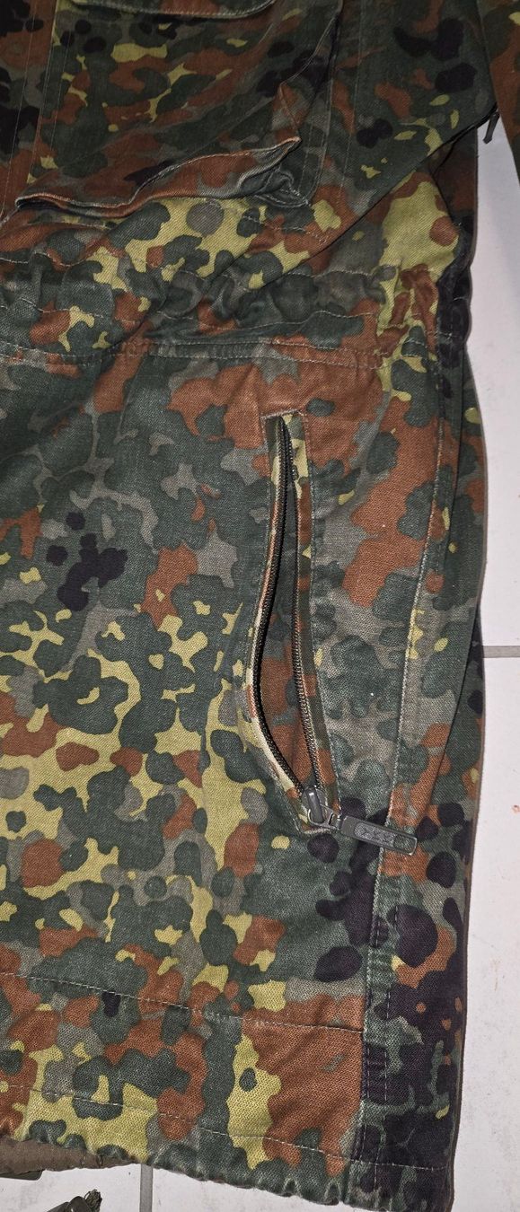 Uniformi: Original Bundeswehr Flecktarn Anorak mit Thermofutter – Nuovo (secondo la descrizione) da Aarburg venduto da Se20 1