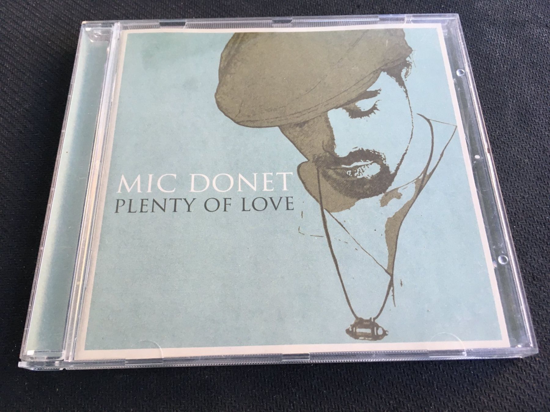 CD: Mic Donet - Plenty of Love -CD- – Usato da St.Gallen venduto da MedienJoe