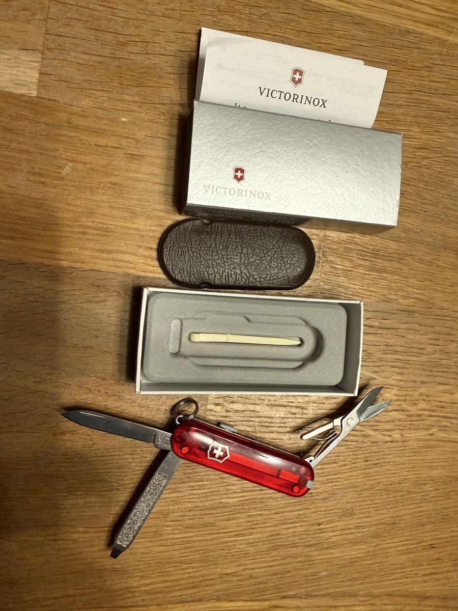 Victorinox Coltelli tascabile: Victorinox Taschenmesser klein Neu – Nuovo e nell'imballaggio originale da Goldach venduto da Messerguru 2