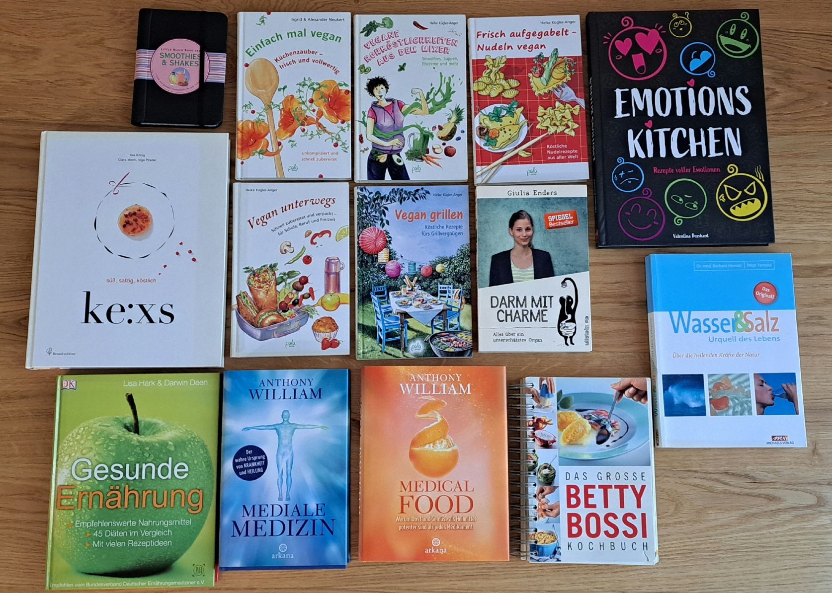 Libri: Kochbücher und Gesundheitsbücher Set – Nuovo (secondo la descrizione) da Richterswil venduto da Viorella