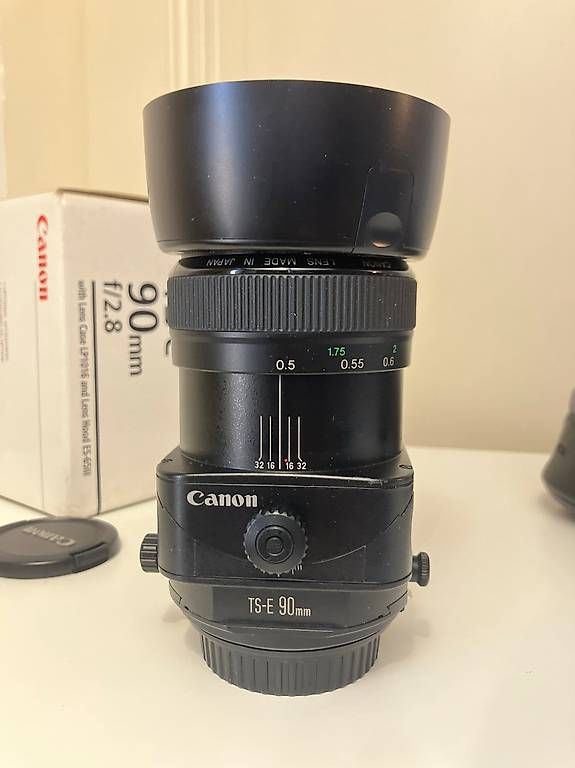 Canon Obiettivi: Canon TS-E 90mm 1:2.8 avec bonnette 250D Apo – Usato da Genève venduto da Capt3 4