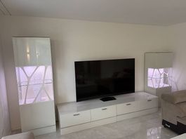Fernsehkomode + 2 Vitrinen Mit LED licht