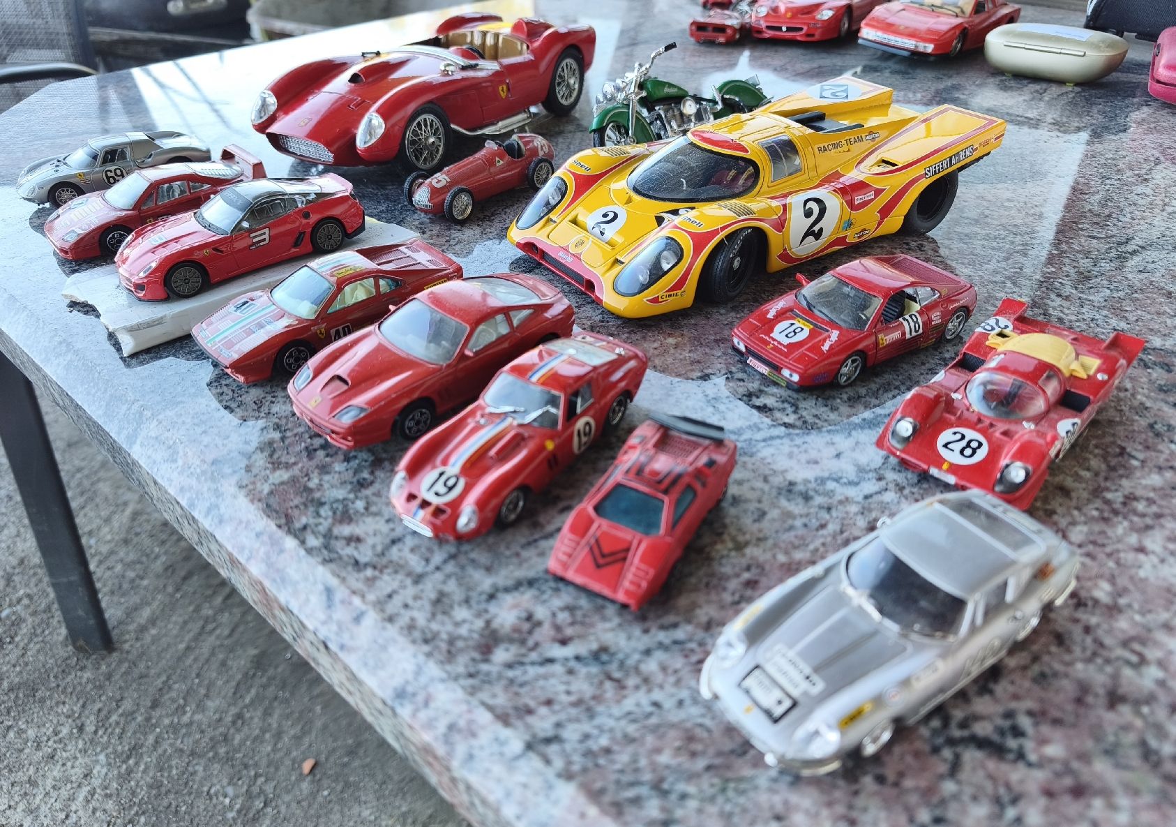 Voitures modèles: Modellauto Sammlung – D'occasion à Kaltbrunn par fabini92 1