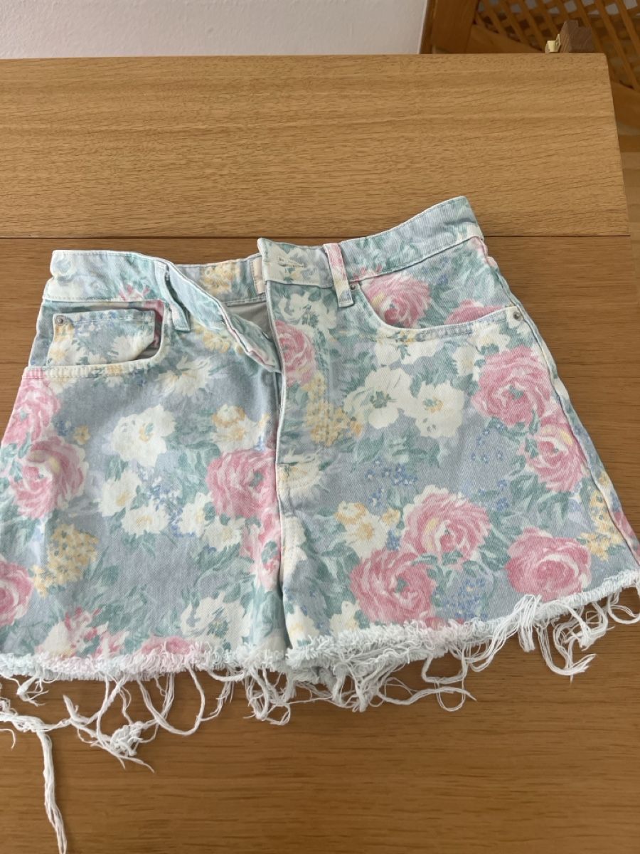 Sezane Jeans: Shorts sezane  – Usato da Rüschlikon venduto da La_Mode 3