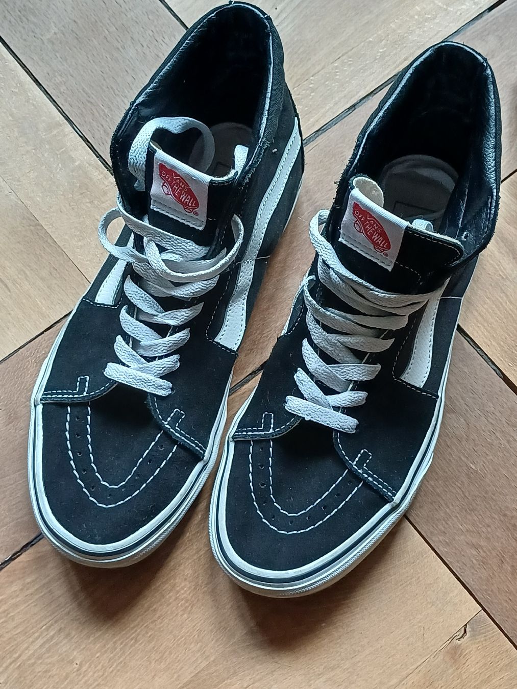 Vans Herrenschuhe: VANS old skool Gr. 40.5 kaum getragen – Gebraucht aus Luzern von sar_87r8