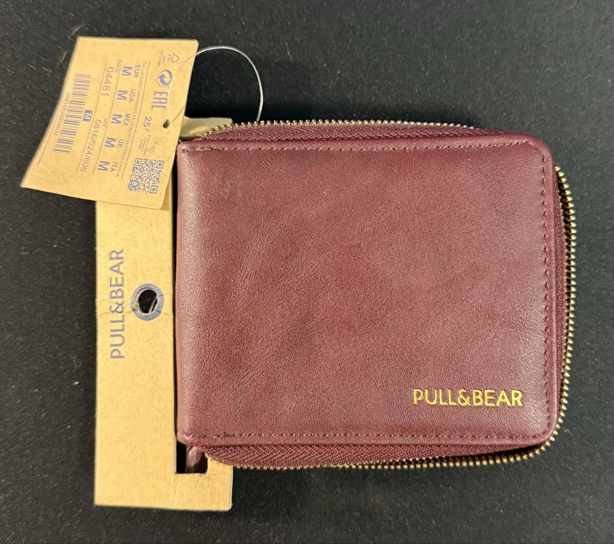 Portafogli: Portefeuille bordeaux Pull&Bear complètement neuf – Nuovo e nell'imballaggio originale da Henniez venduto da Pichurri