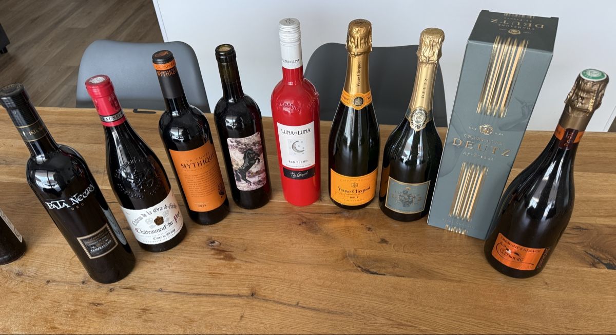 Vino: Lot vin rouge et champagnes – Nuovo e nell'imballaggio originale da Enney venduto da audrey_brrz