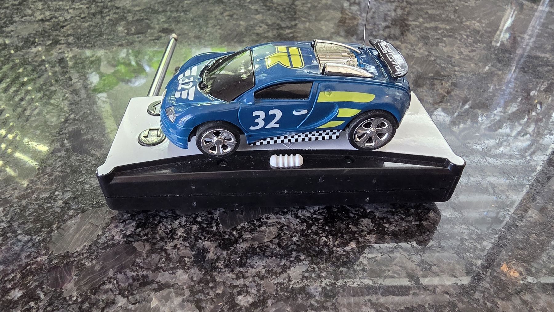 Giocattoli: RC MINI - Carson / Revell Control Nano Racer – Usato da Grüningen venduto da scotus82 3