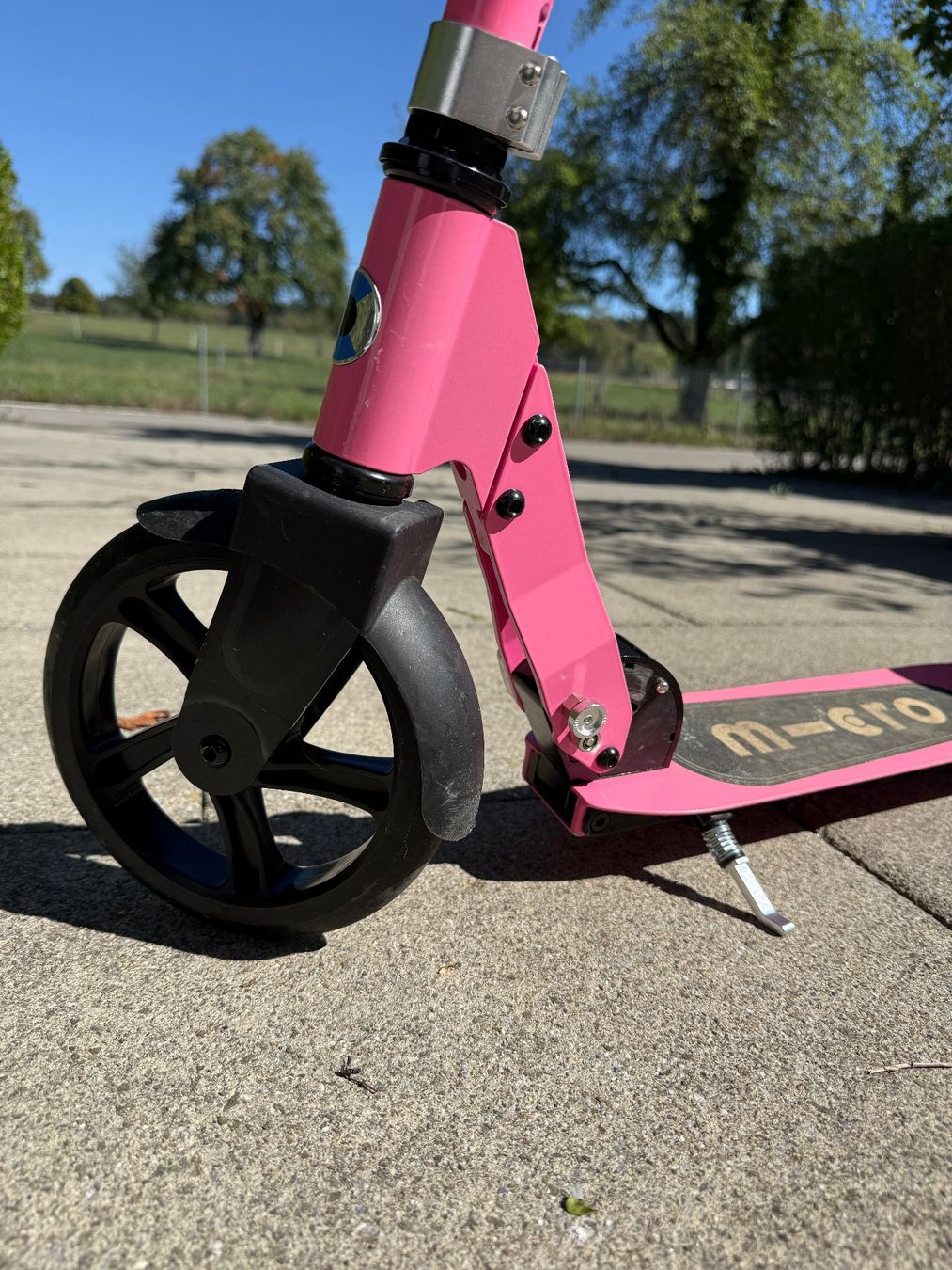 Micro Kickboard: Micro Cruiser Scooter Pink | Tretroller klappbar – Gebraucht aus Volketswil von beatboox 4