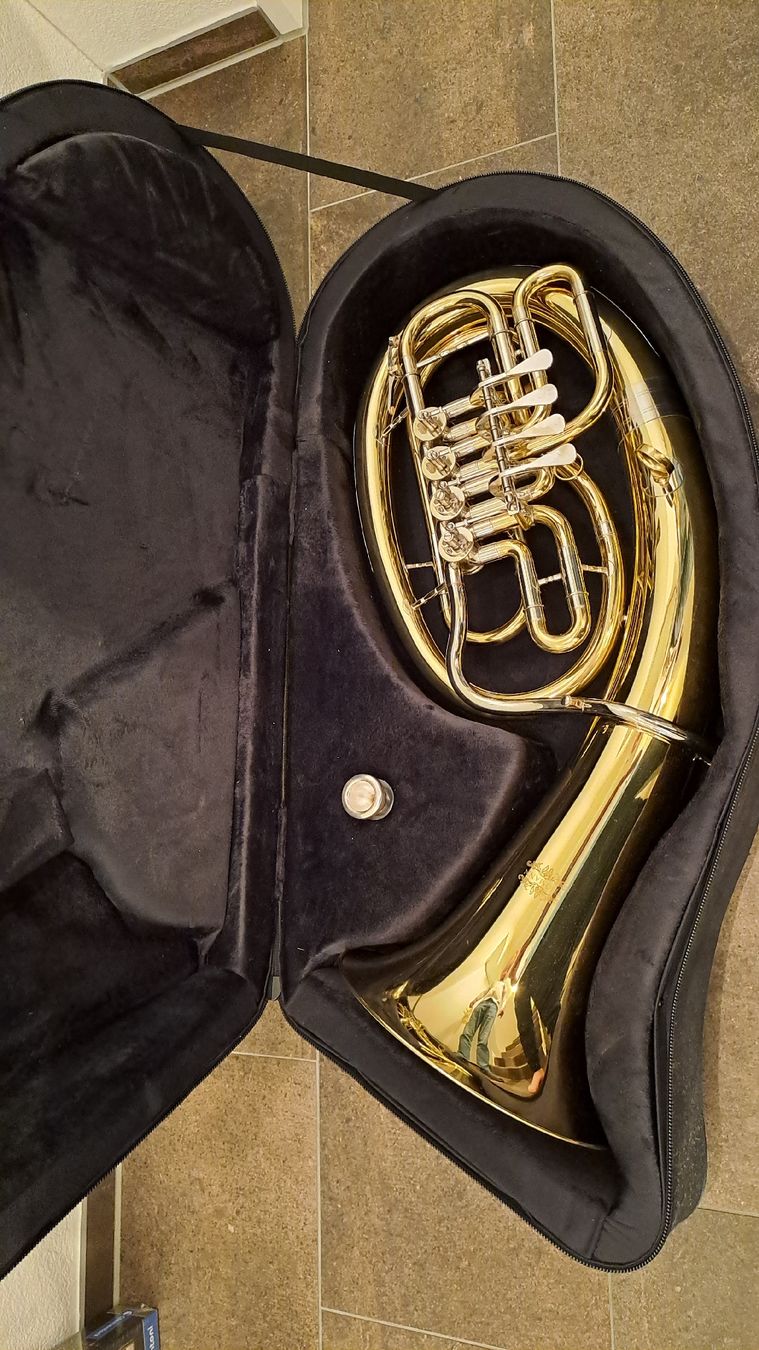 Strumenti musicali: Tuba voll Funktionstüchtig – Usato da Neudorf venduto da von_hz6l