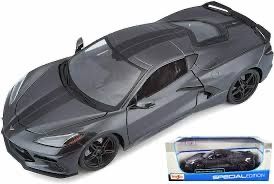 Chevrolet Modellini d'auto: CORVETTE STINGRAY 2020 GRAU 1:18 MAISTO – Nuovo e nell'imballaggio originale da Suhr venduto da Moebelsiralfred 2