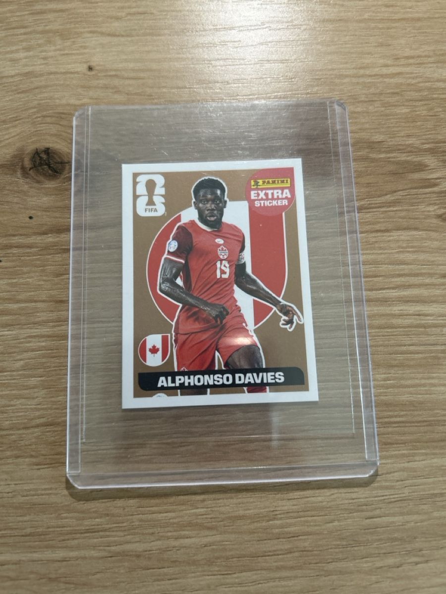 Panini Cartes à collectionner: Panini 2026 Extra Sticker Alphonso Davies Bronze – Neuf (Voir description) à Opfikon par Nerin
