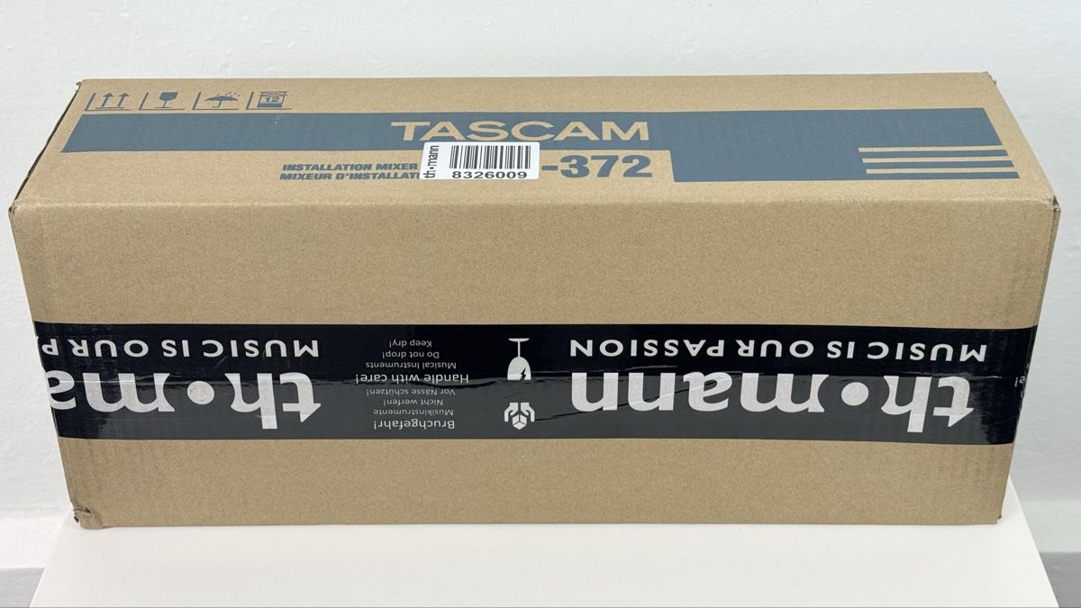 Tascam Console di mixaggio: Tascam MZ-372 Mixer – Nuovo e nell'imballaggio originale da Basel venduto da A-Z-B 2