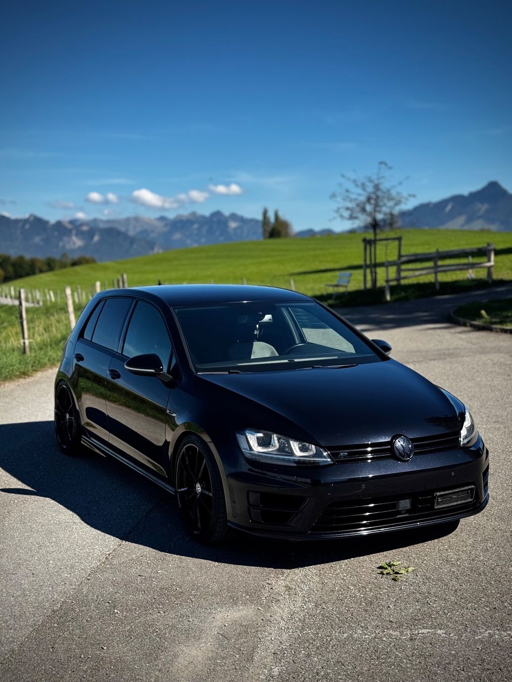 VW Automobili: Vw Golf 7R – Usato da Vuadens venduto da edu_vy58 1