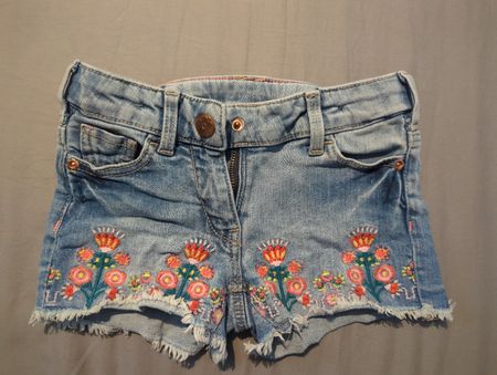 C&A Mädchen Shorts Gr. 104