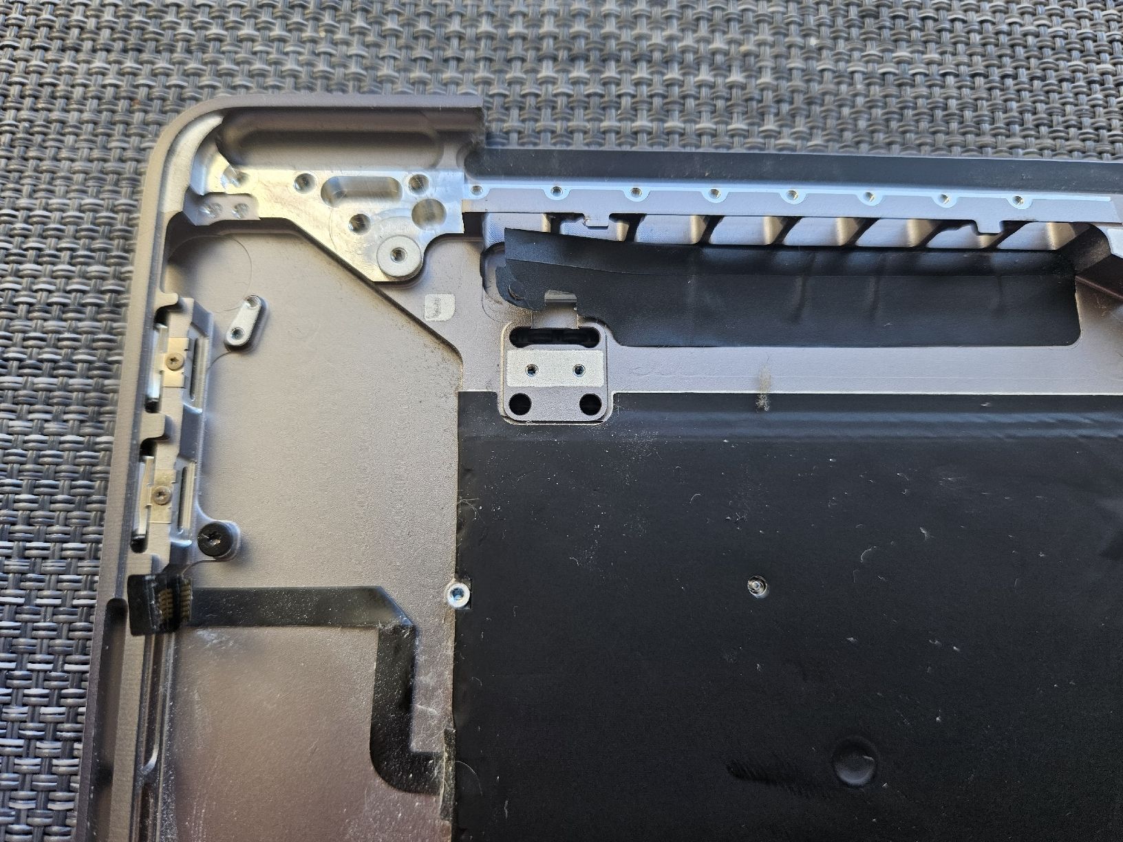 Apple Notebook: topcase von Apple MacBook Pro 16 2019 – Usato da Biberist venduto da Volo28 8