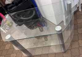 Glas Couchtisch gebogen mit Metallfuss gebraucht