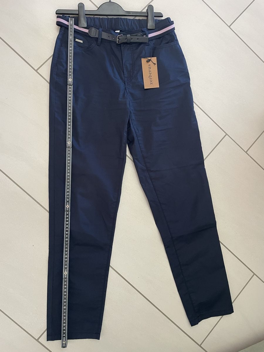 Pantaloni: Dunkelblaue Damenhose Gr 40 NEU – Nuovo e nell'imballaggio originale da Rüti ZH venduto da Tal_ga6N