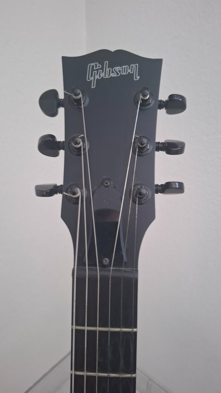 Gibson Musikinstrumente: Gibson Les Paul Studio Gothic - Year 2000 – With Case – Gebraucht aus Zumikon von marmite99 2