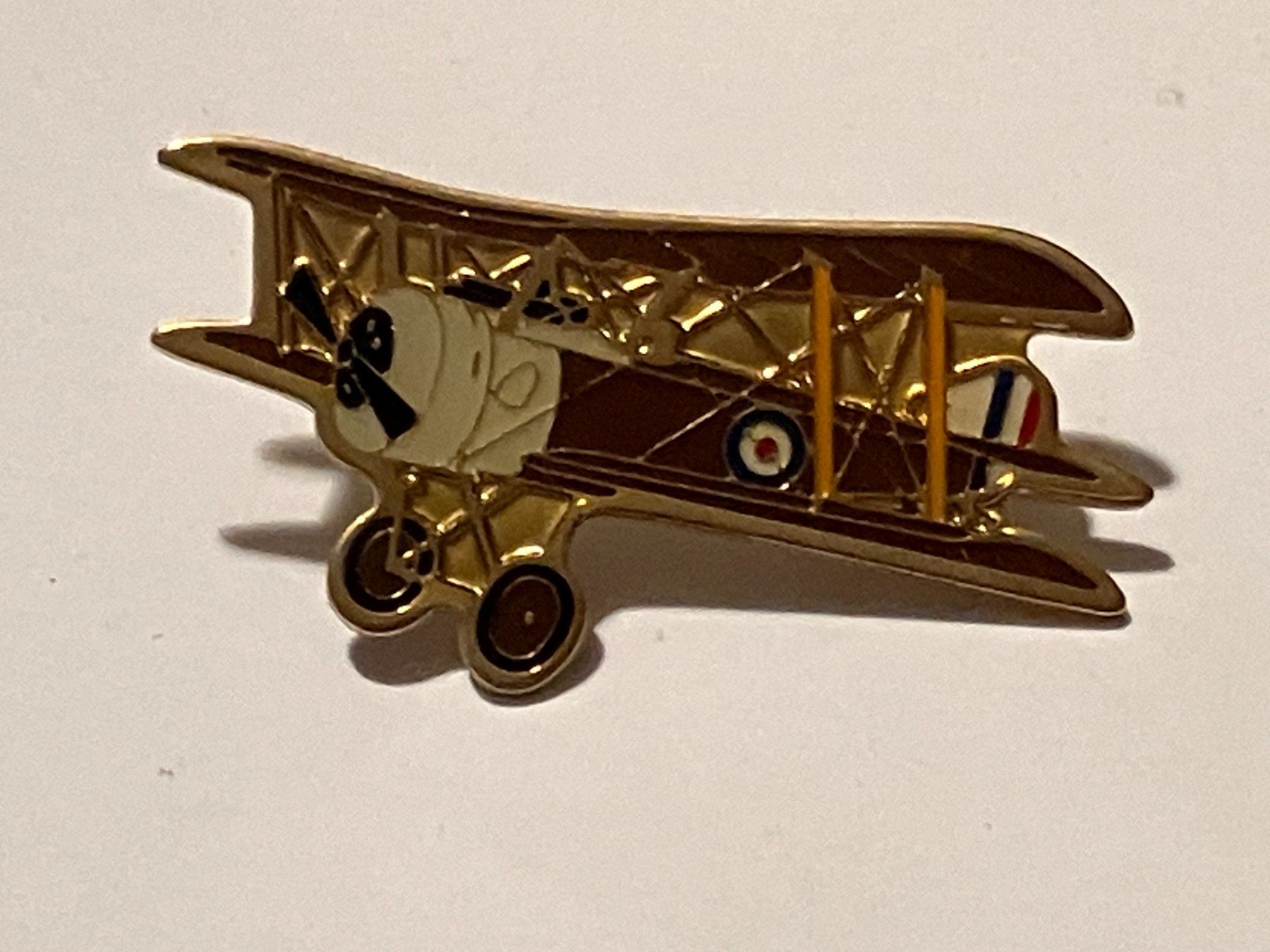 Placchette & Badge: 1 Pin Doppeldecker Flugzeug – Usato da Basel venduto da djwwpp