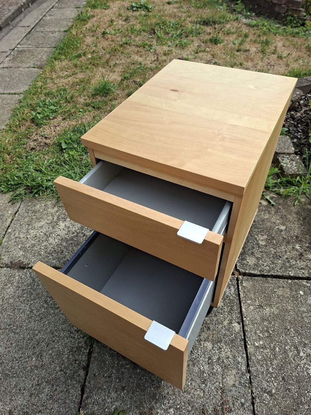 Cassettiere: Rollcontainer IKEA furniert, 2 Schubladen, gebraucht – Usato da Hermetschwil- Staffeln venduto da Milou07 1
