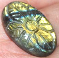 Cabochon L-1200 – Labradorit geschnitzte Blume – 27x17mm