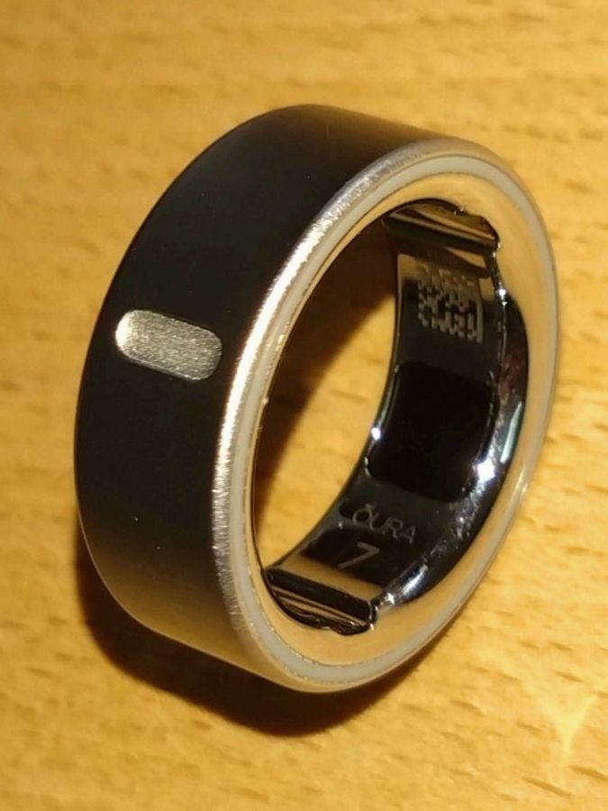 Bagues: Oura Ring 4 - Grösse 7 - Brushed Silver - Smart Ring – D'occasion à Chur par martcav 2