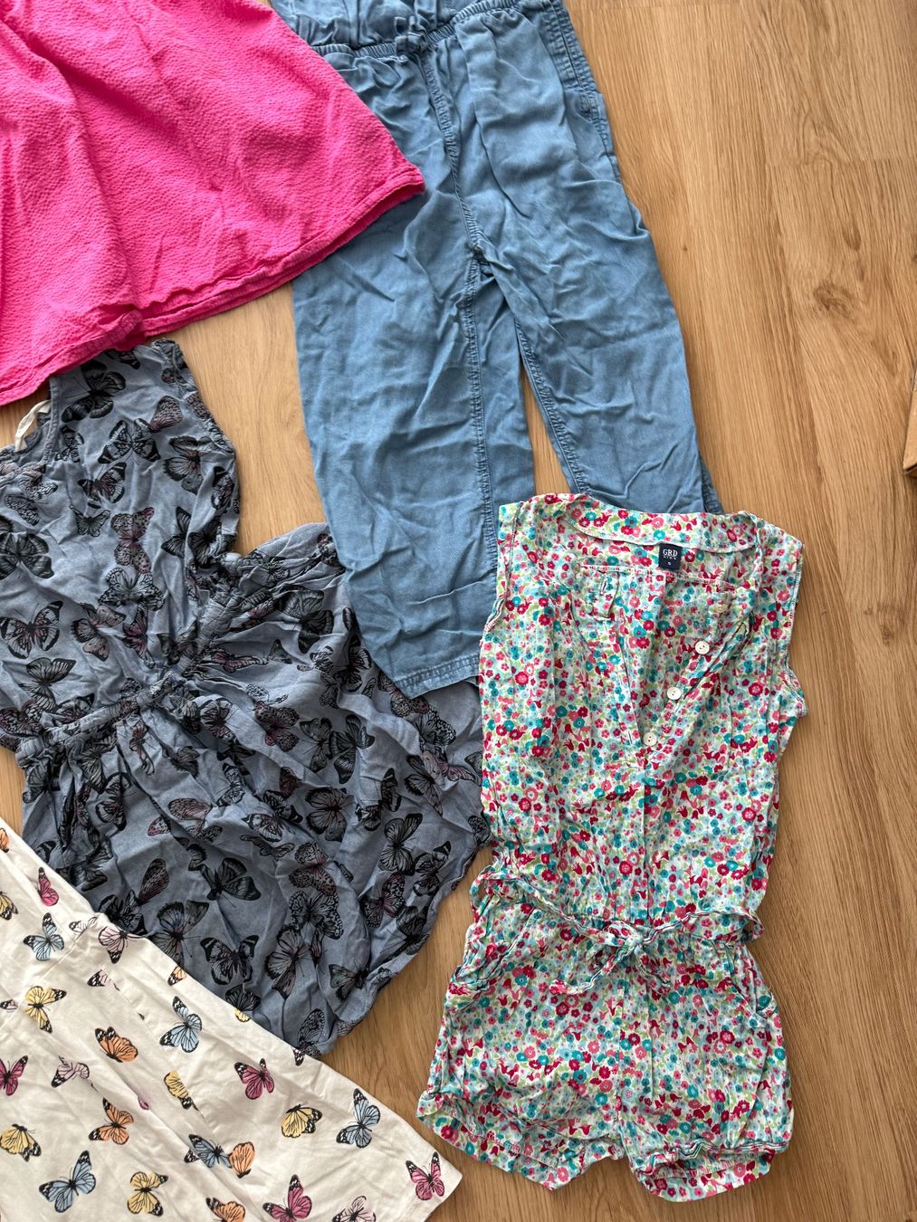 H&M Lotti & Set di vestiti: Sommerkleiderset Gr140 – Usato da Sarnen venduto da Pinoccio6 2
