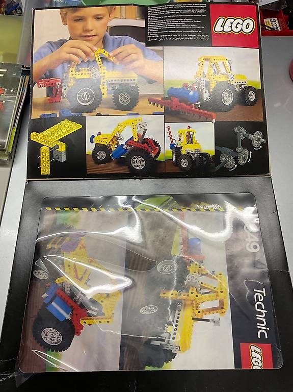 Lego Kit di costruzioni: Lego Technic Traktor 8849 in der Originalverpackung – Usato da Willerzell venduto da Eluchs 4