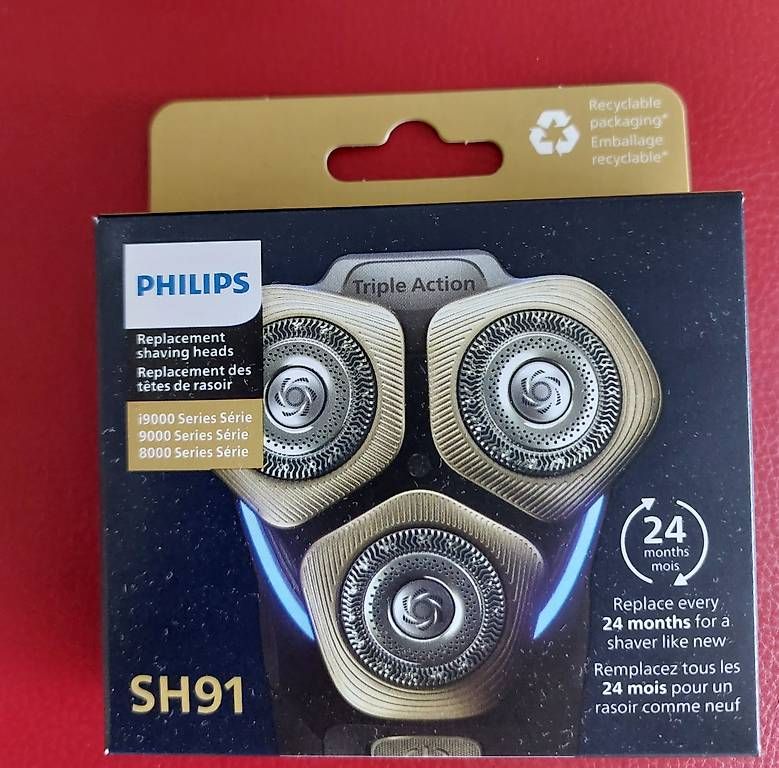 Rasoi & Lamette da barba:  Philips Rasierer Series 9000 SP9840/32 – Usato da Rorschacherberg venduto da jo08 3