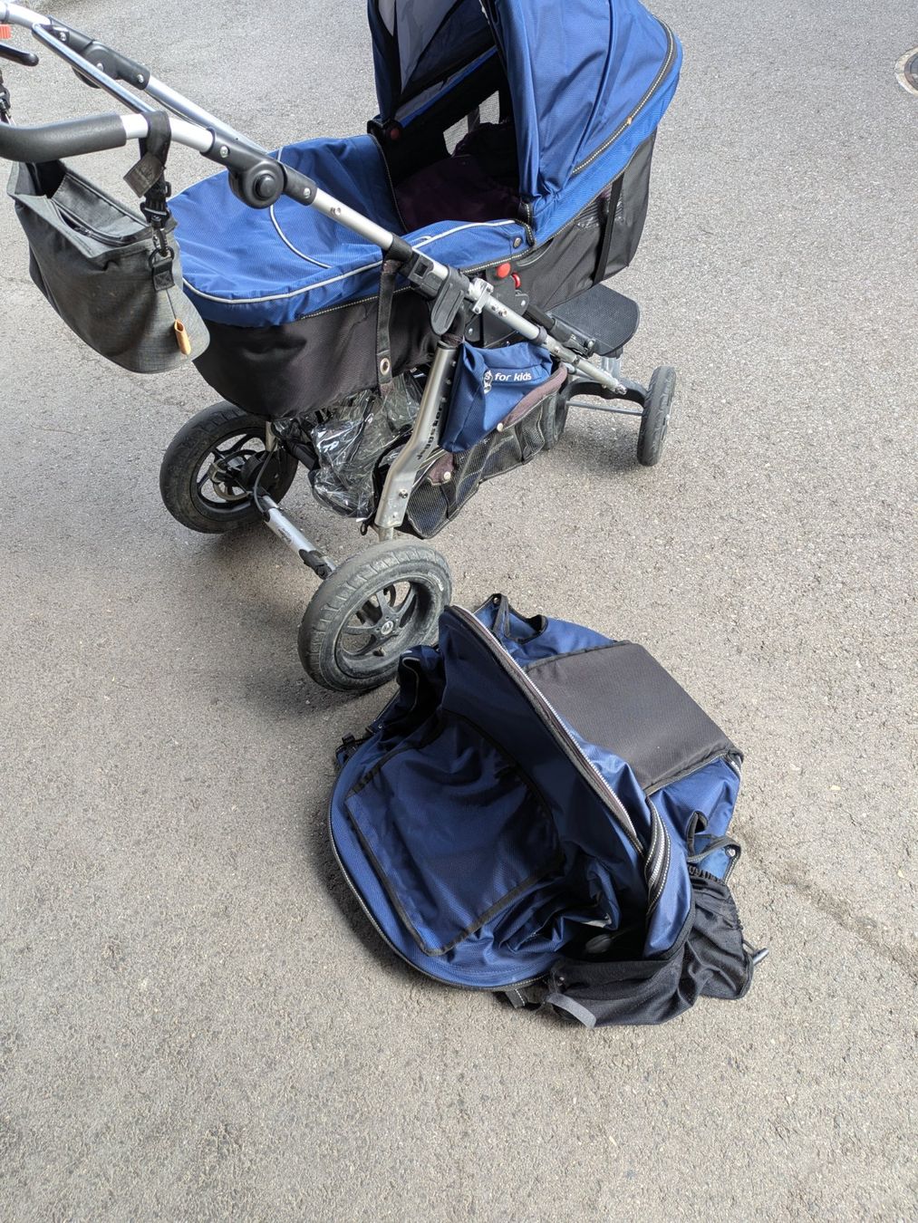 TFK Poussette: Kinderwagen – D'occasion à Bätterkinden par opus333