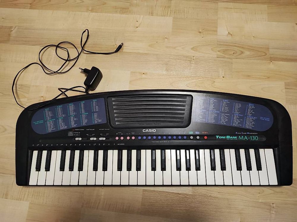 Keyboard Casio *** (D'occasion) à Othmarsingen pour CHF 15