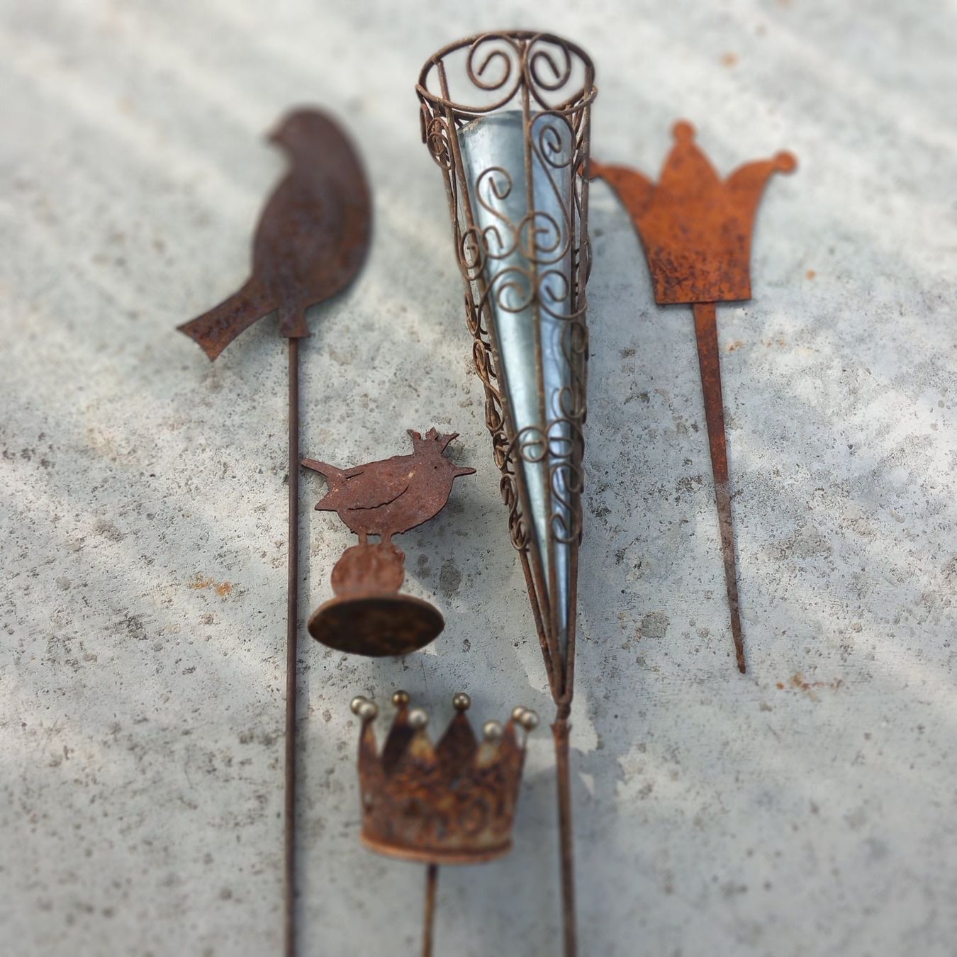 Pfister Alle Dekorationen: 5x Garten Roost Dekos 4x Stecker Vintage – Gebraucht aus Aegerten von gismolini 5