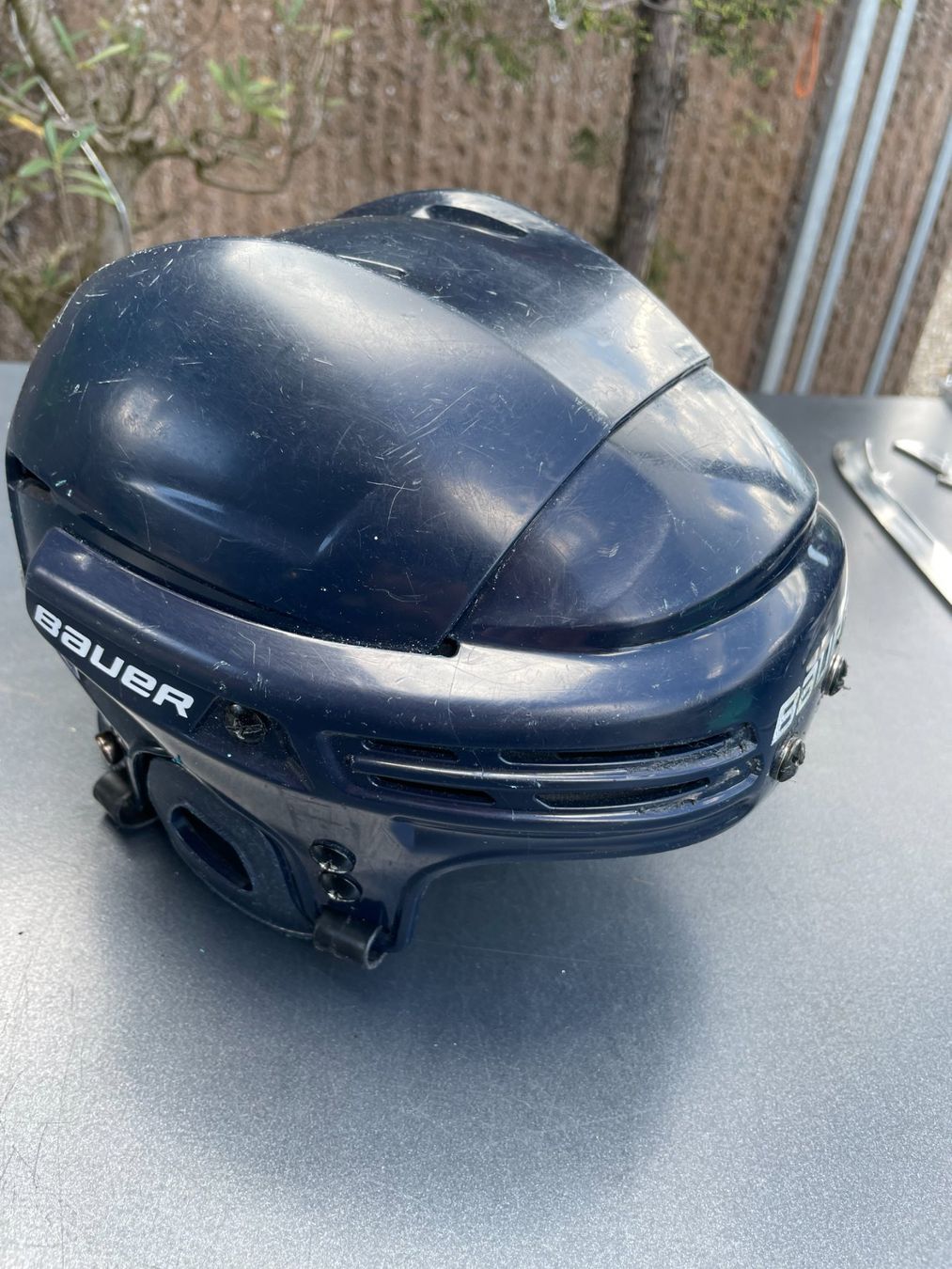 Bauer Caschi: Bauer BH2110 Helm Grösse S Junior Navy Blue – Usato da Zürich venduto da ONA-Online 1