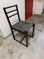 4 Ailas Designstühle mit geflochtener Sitzfläche