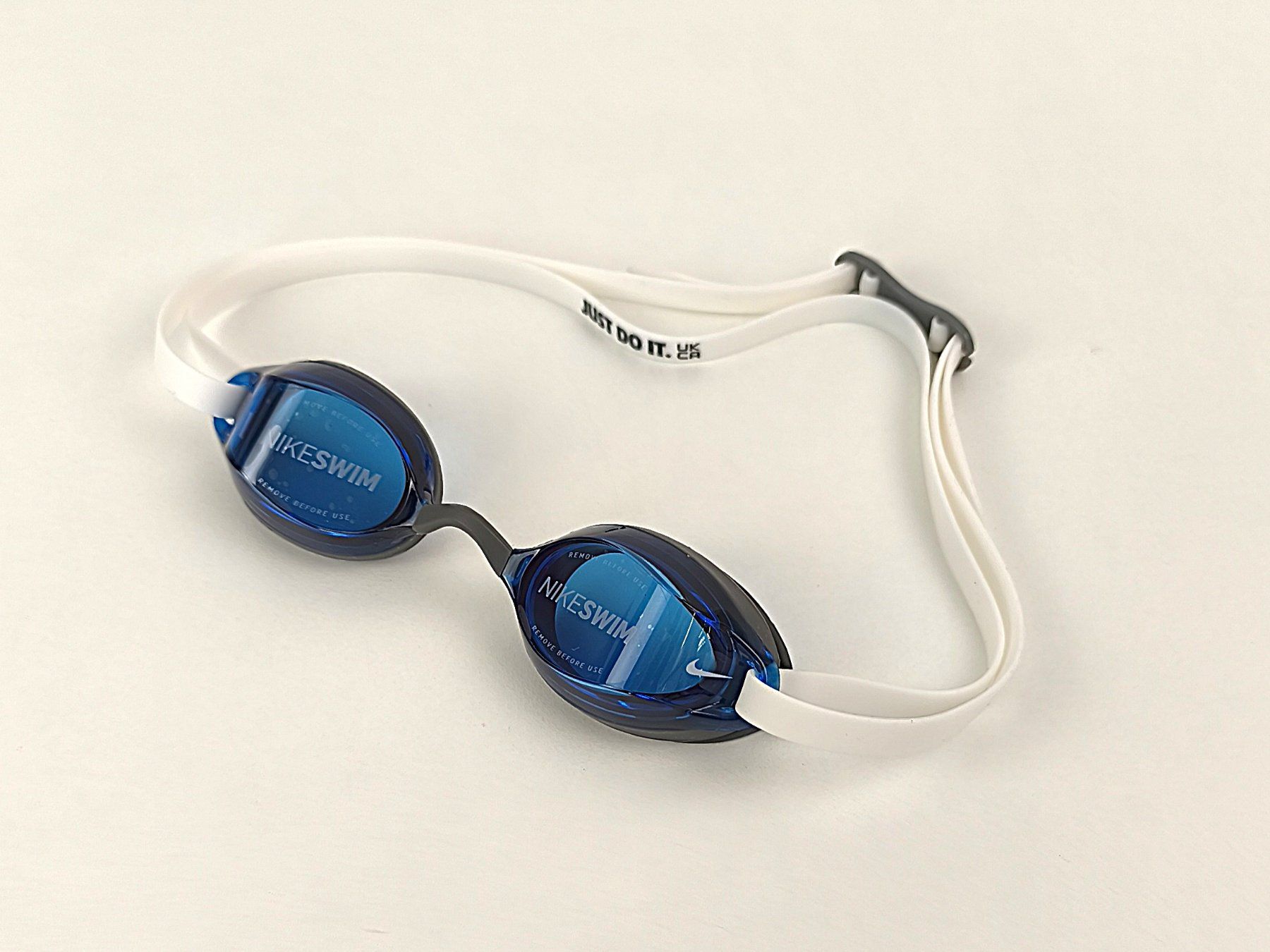 Nike Occhiali & Lenti: Schwimmbrille Nike – Nuovo (secondo la descrizione) da Pratteln venduto da Restwert_Pratteln 1