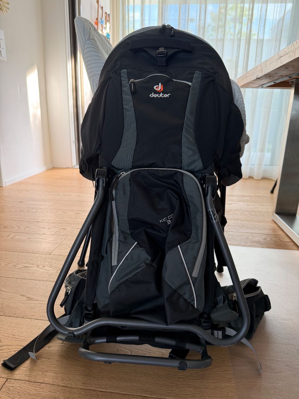 Deuter Kindertaschen: Kindertrage – Gebraucht aus Rickenbach LU von olabk