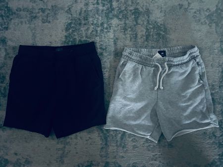 2 H&M Shorts Herren Grau & schwarz Grösse M guter Zustand
