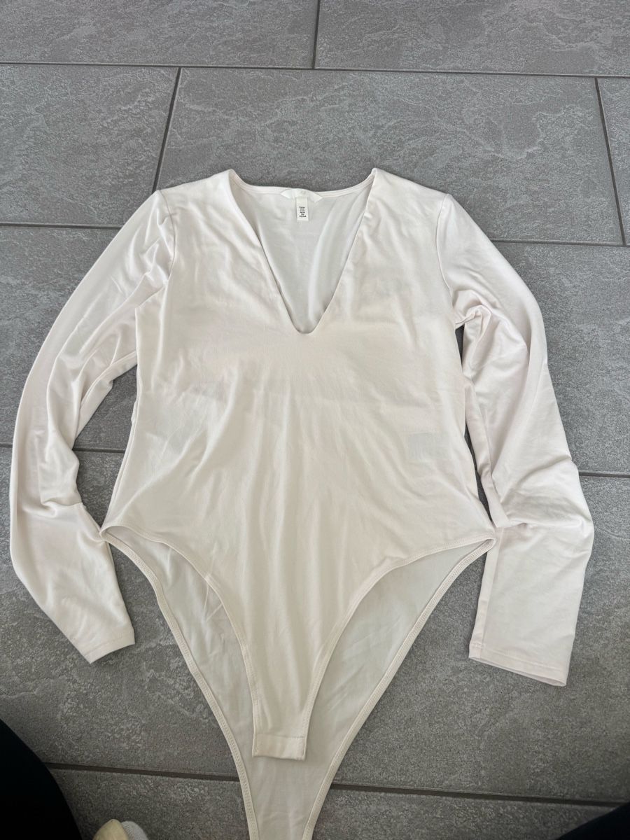 Top: H&M Bodys Set 3 Stück  – Usato da Roggwil BE venduto da joana.a16 4