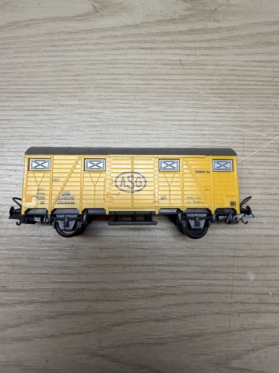 Lima Modellini di ferrovie: Lima Güterwagen  – Usato da Herzogenbuchsee venduto da ioa_zcm6 5